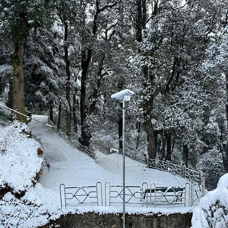 Hotel Jakhu Heights Shimla Exterior foto